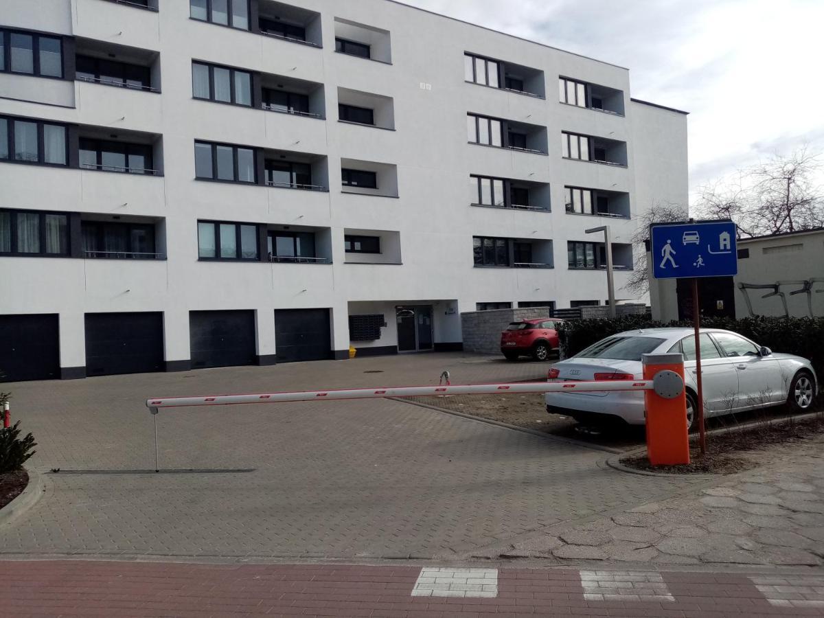 Apartamentyprzymorzu Baltycki Z Miejscem Postojowym I Ogrodkiem كولوبرزيغ المظهر الخارجي الصورة